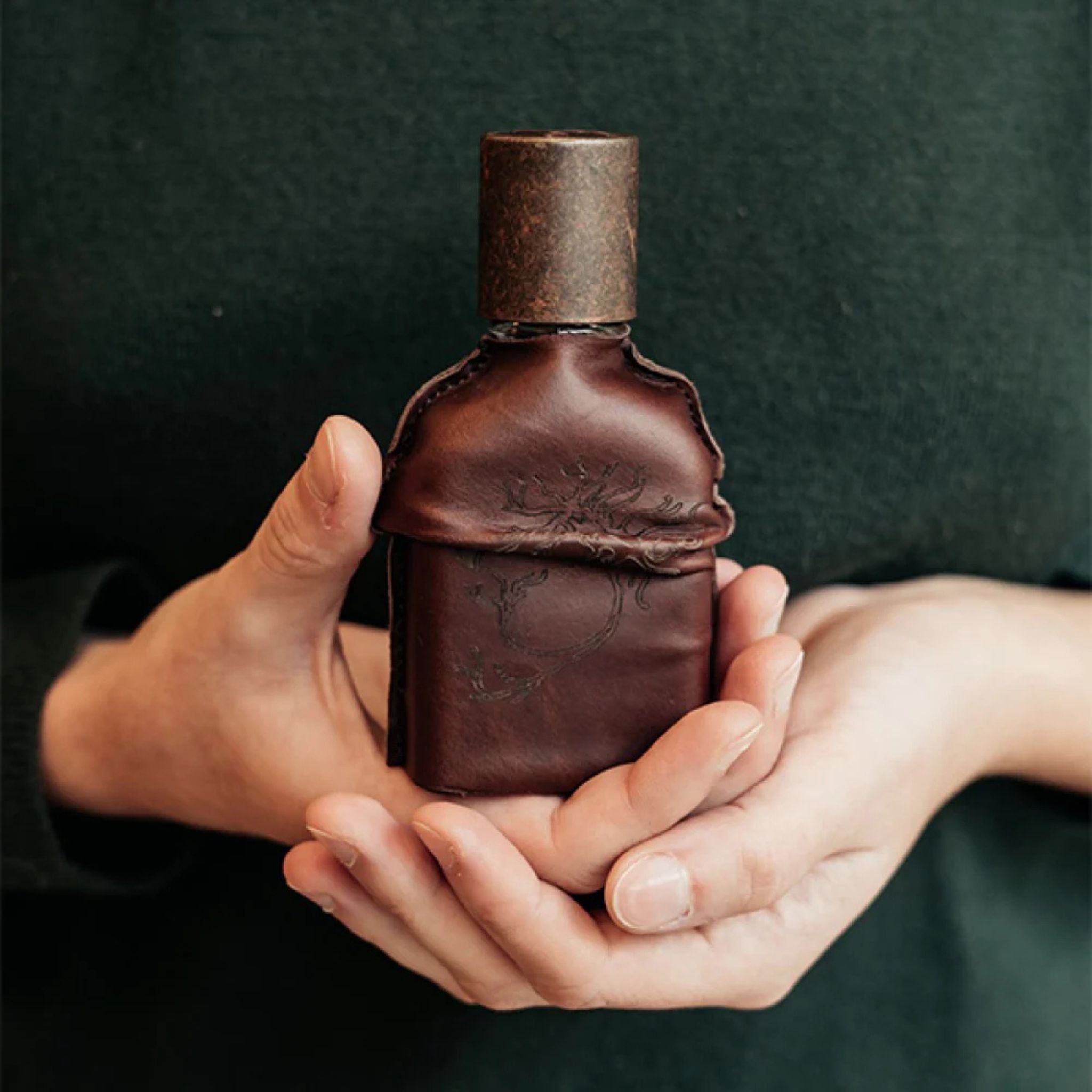 Cuoium by Orto Parisi: Artisanal Leather Scent Extrait de Parfum