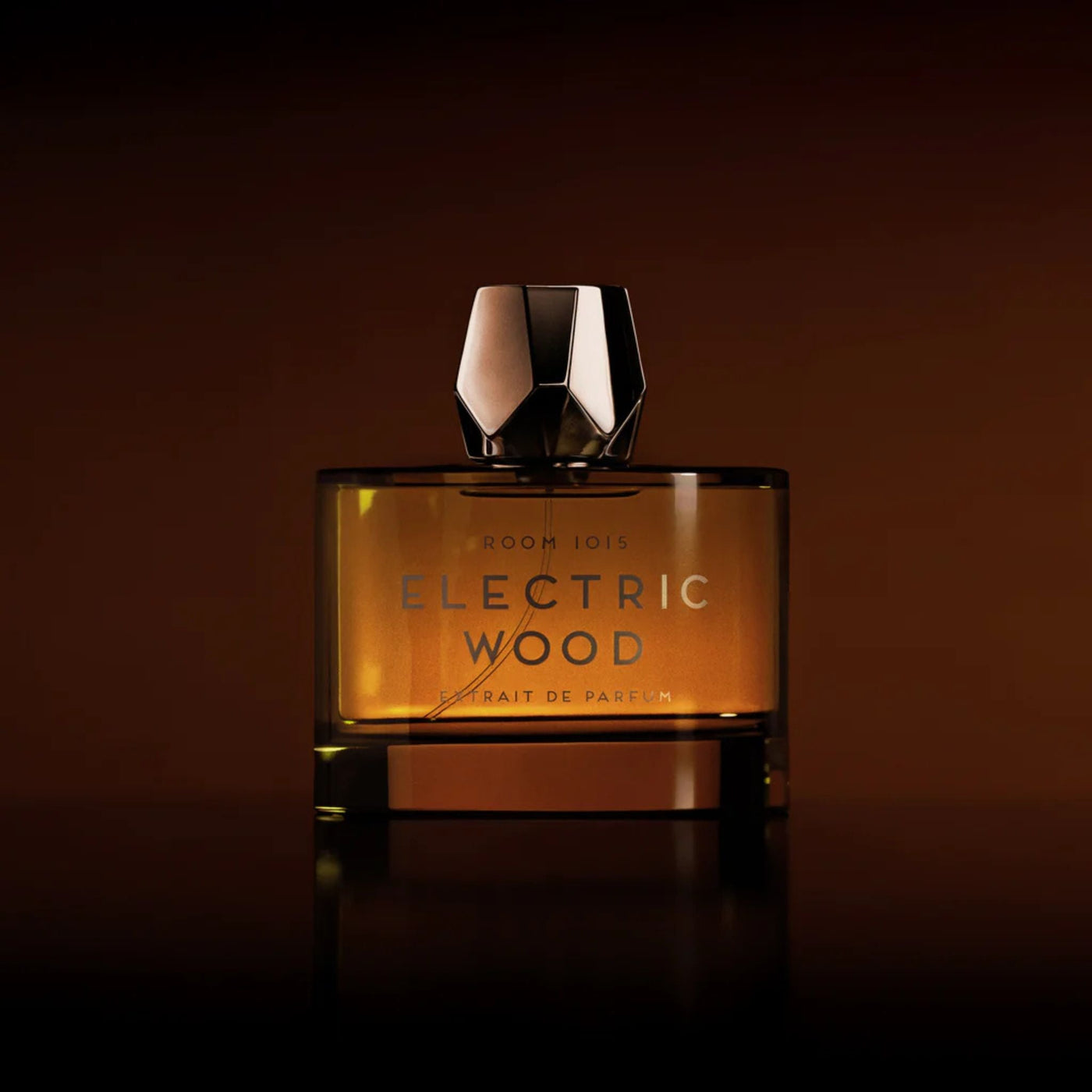 Electric Wood Extrait Fragrance Room 1015 Perfume