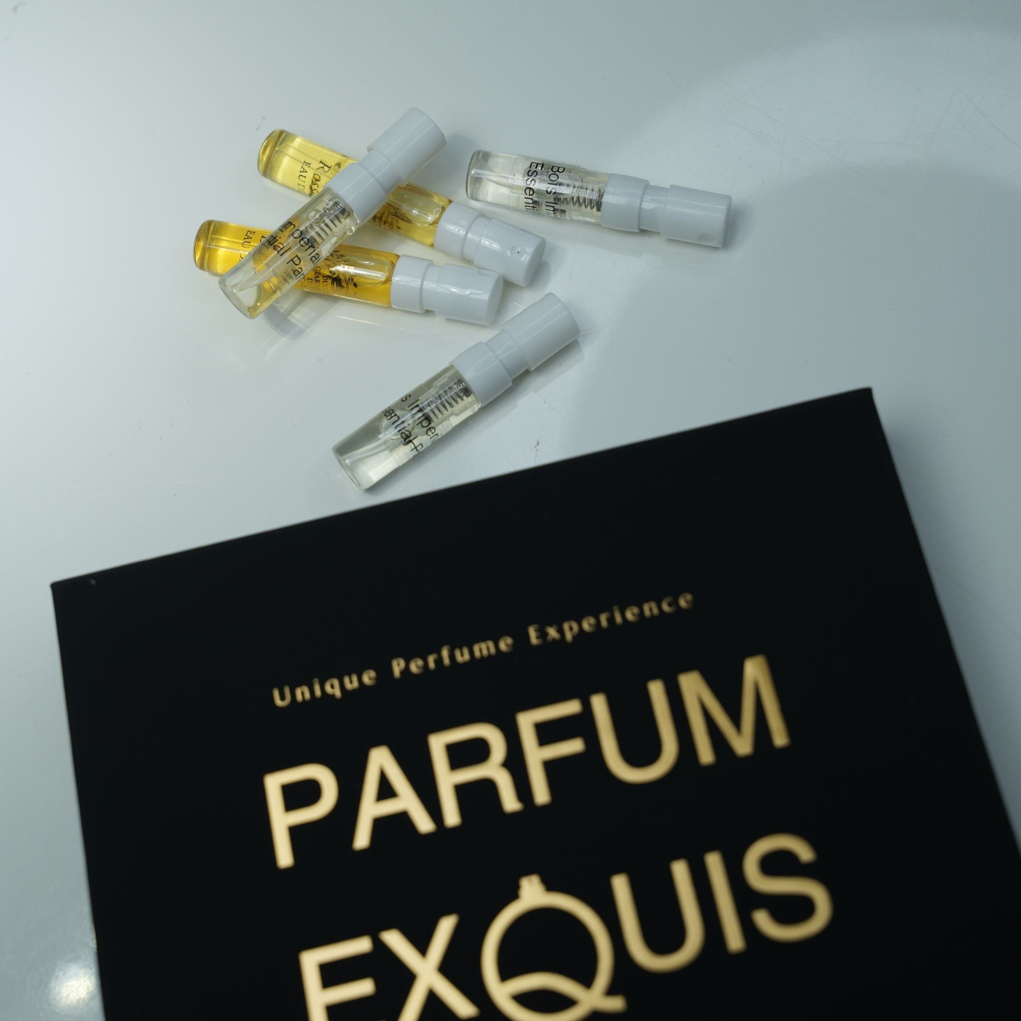 Room 1015 Discovery sample set 8*1 · Parfum Exquis US